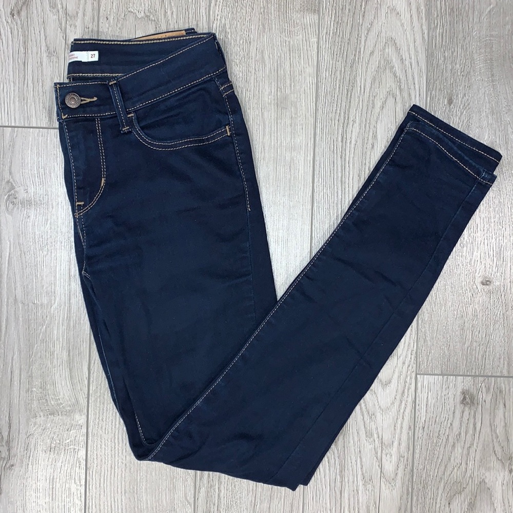 Levi’s 710 Super Skinny Jeans Size 27